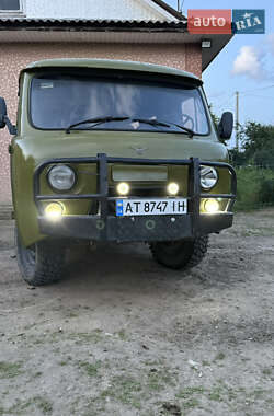 Микроавтобус УАЗ 452В 2003 в 