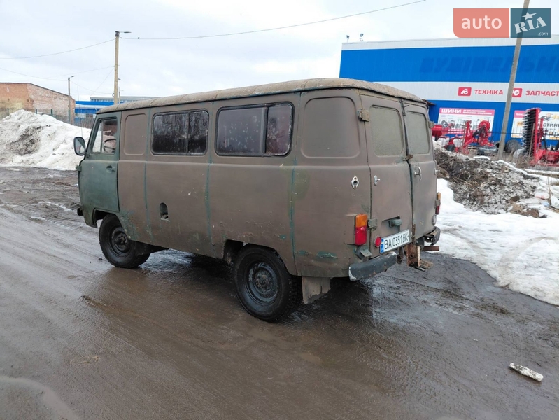 Другие автобусы УАЗ 452В 1985 в Ромнах