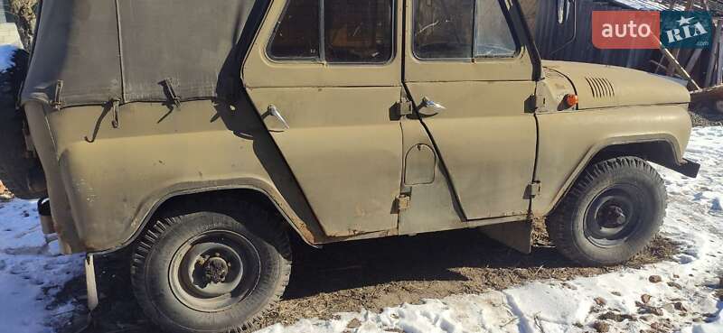 Внедорожник / Кроссовер УАЗ 469 1979 в Прилуках