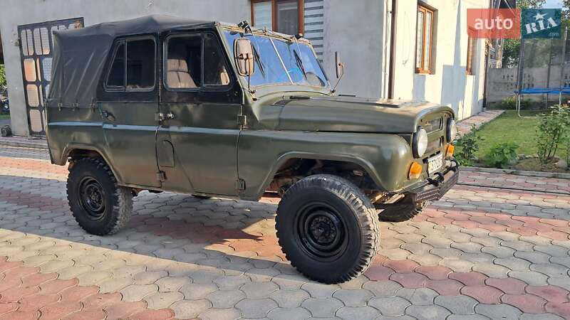 Внедорожник / Кроссовер УАЗ 469 1985 в Надворной