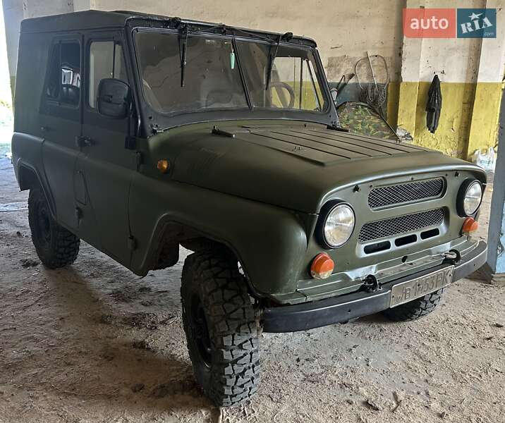 Внедорожник / Кроссовер УАЗ 469 1980 в 