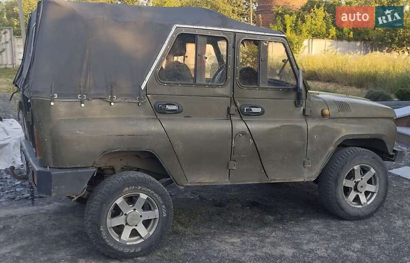 Пикап УАЗ 469 1983 в Коростышеве