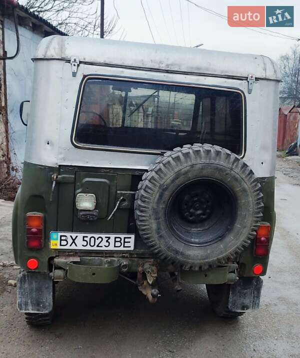 Универсал УАЗ 469 1987 в Каменец-Подольском