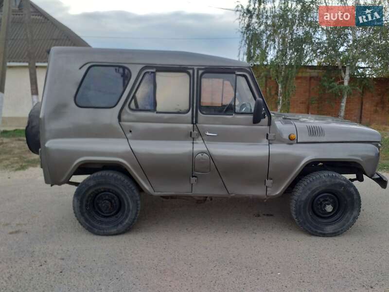 Позашляховик / Кросовер УАЗ 469Б 1988 в Біляївці
