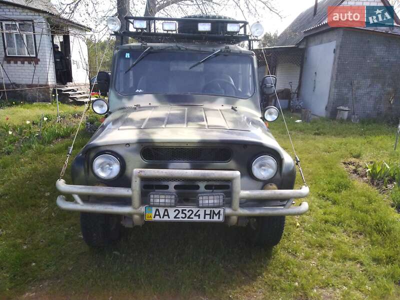 Позашляховик / Кросовер УАЗ 469Б 1983 в Черкасах фото 4 Позашляховик / Кросовер УАЗ 469Б 1983 в Черкасах