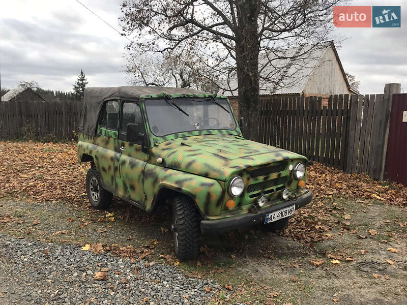 Внедорожник / Кроссовер УАЗ 469Б 1984 в Днепре