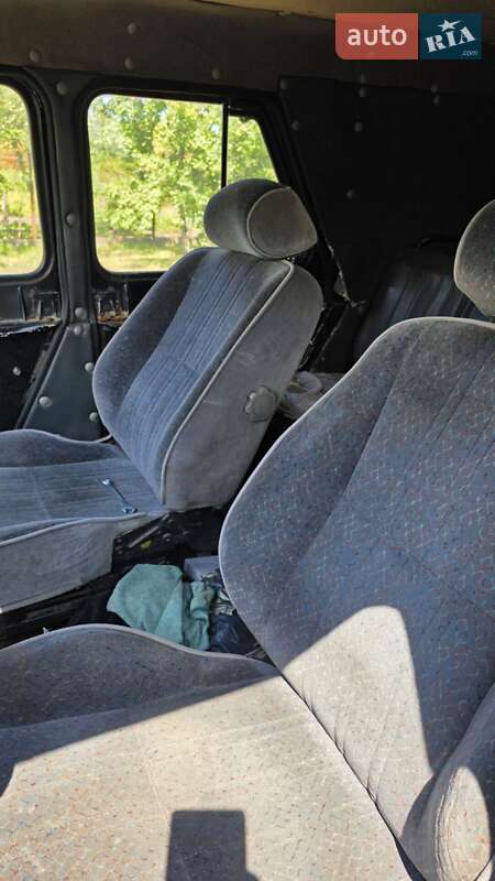 Позашляховик / Кросовер УАЗ 469Б 1979 в Дніпрі фото 5 Позашляховик / Кросовер УАЗ 469Б 1979 в Дніпрі