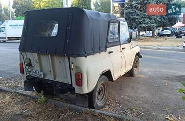 Позашляховик / Кросовер УАЗ 469Б 1985 в 