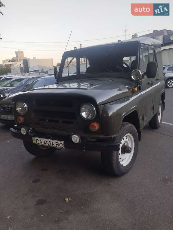Позашляховик / Кросовер УАЗ 469Б 1983 в Черкасах