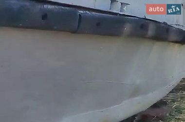 Катер UMS 400 1994 в Києві