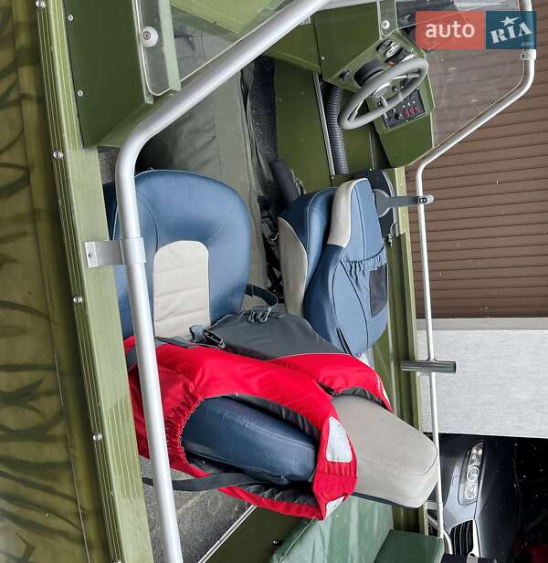 Катер UMS 450 2011 в Хмельницком