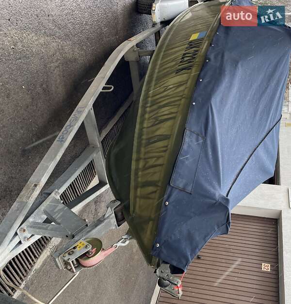 Катер UMS 450 2011 в Хмельницком