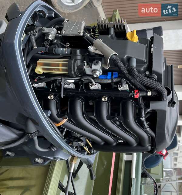 Катер UMS 450 2011 в Хмельницком