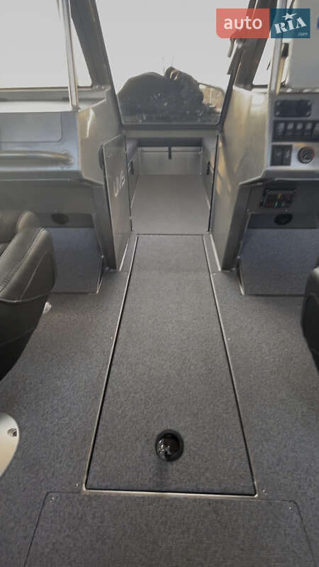 Катер UMS Tuna 585 DC 2021 в Киеве фото 37 Катер UMS Tuna 585 DC 2021 в Киеве