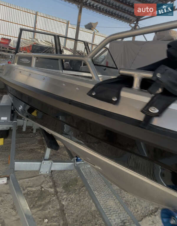 Катер UMS Tuna 585 DC 2021 в Киеве фото 47 Катер UMS Tuna 585 DC 2021 в Киеве