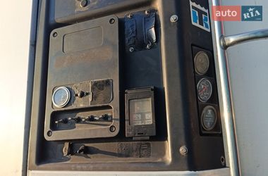 Рефрижератор напівпричіп Unikol PB2 1995 в Маньківці