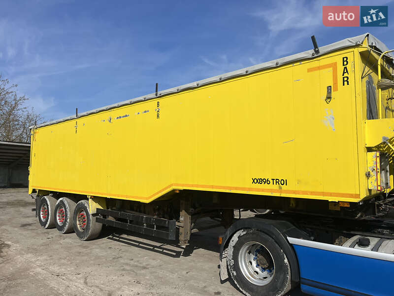 Зерновоз - напівпричіп United Trailers 6017 2008 в Золочеві