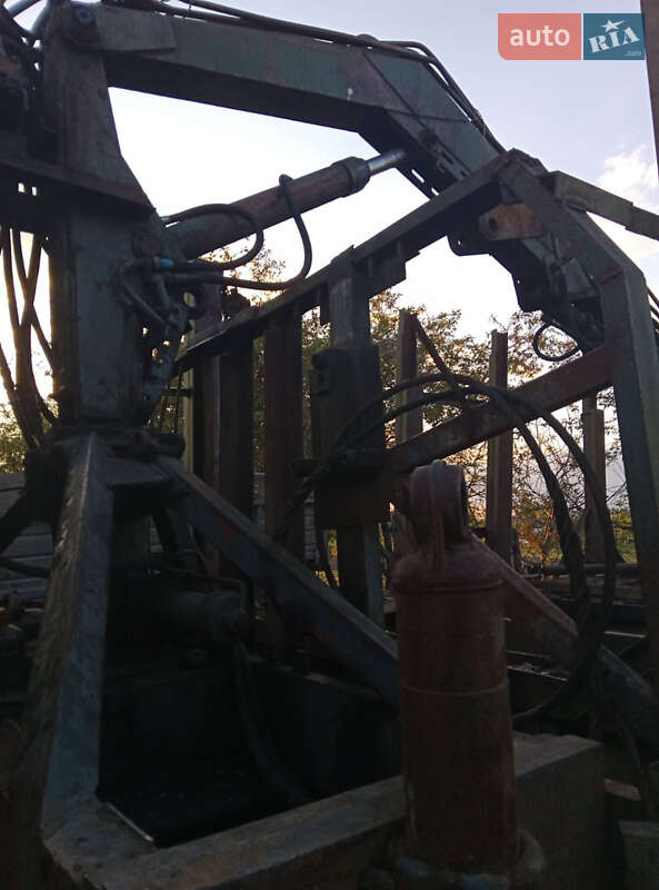 Кран-маніпулятор Урал 375 1990 в Сумах