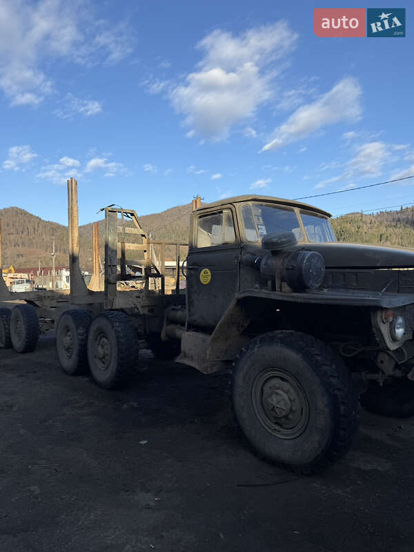 Лесовоз / Сортиментовоз Урал 375 1980 в Сколе