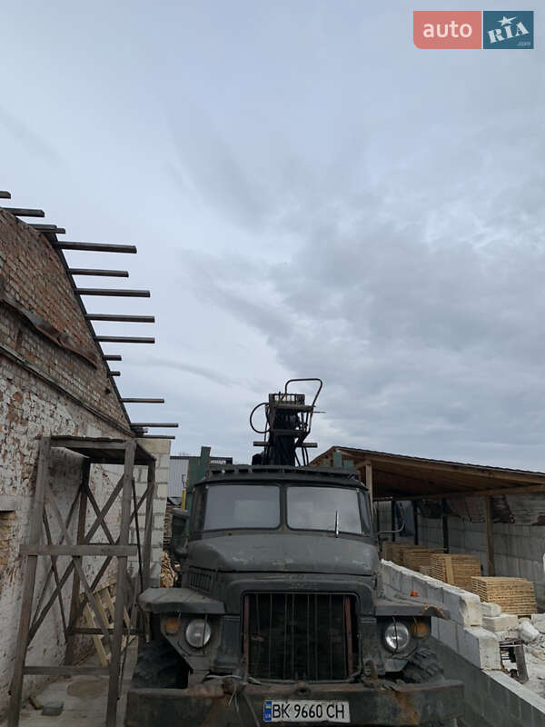 Лісовоз / Сортиментовоз Урал 4320 1968 в Костопілі