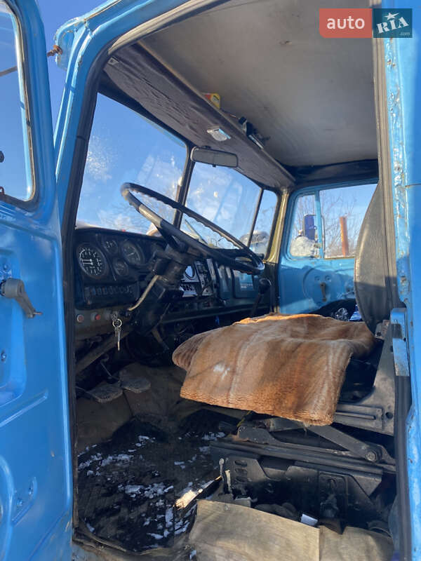 Самосвал Урал 4320 1991 в Долине