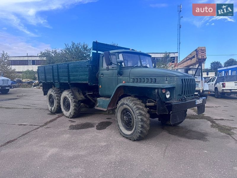 Урал 4320 1990