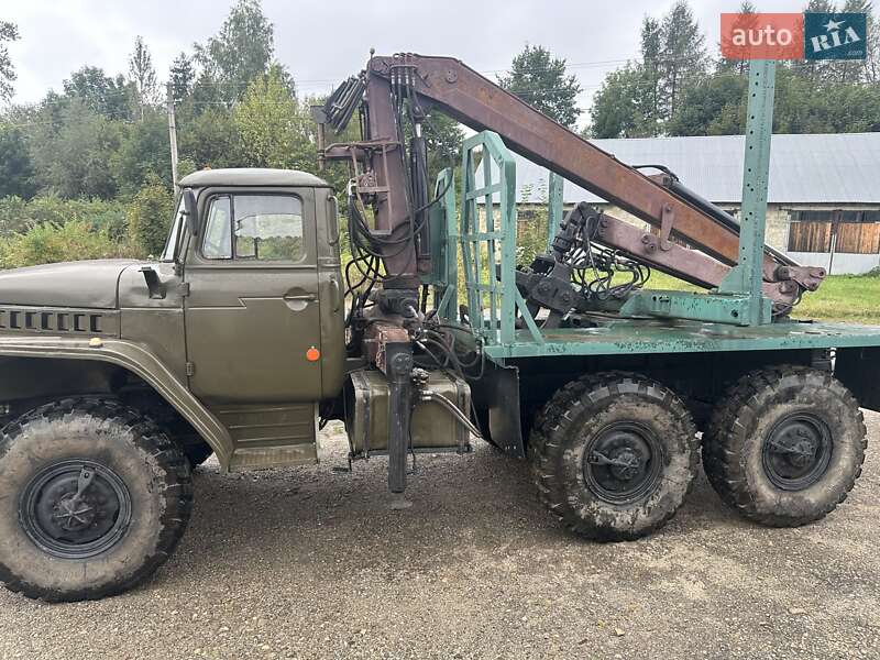 Лесовоз / Сортиментовоз Урал 5557 1987 в Делятине