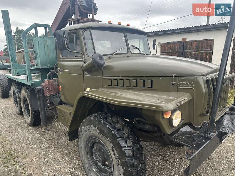 Лесовоз / Сортиментовоз Урал 5557 1987 в Делятине