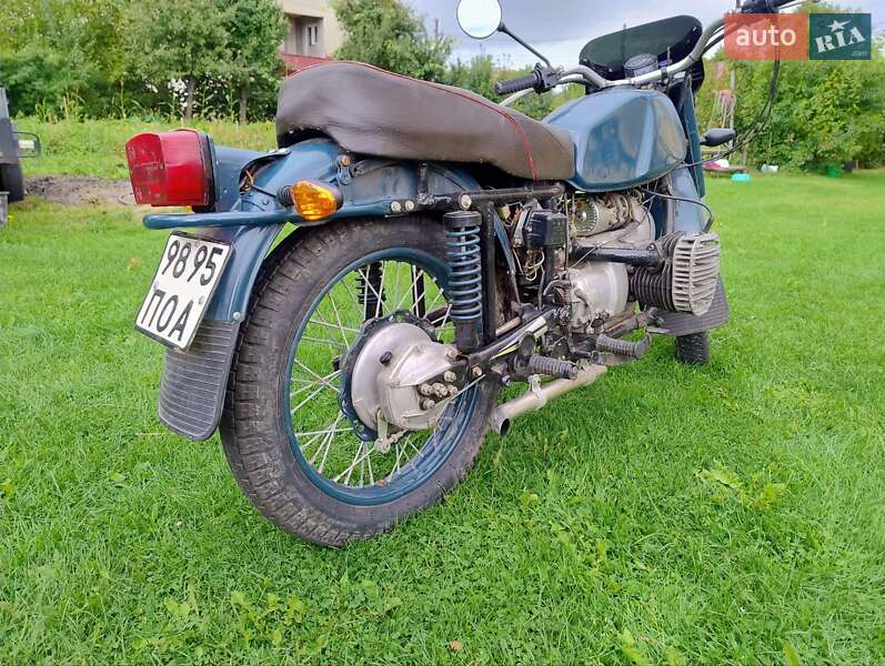 Мотоцикл Классик Урал K-750 1981 в Рава-Русской