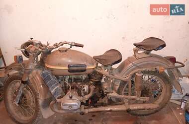 Мотоцикл з коляскою Урал M 1971 в Синельниковому