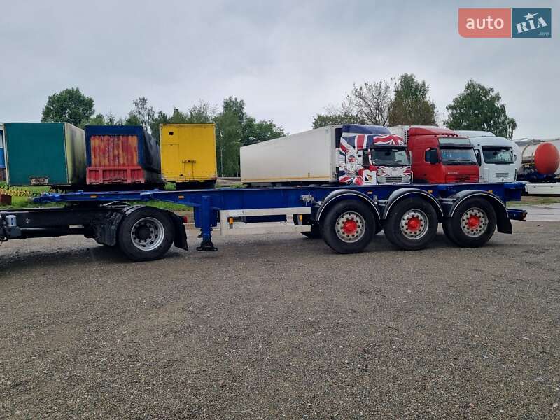 Контейнеровоз напівпричіп Van Hool 3-AS 2002 в Броварах