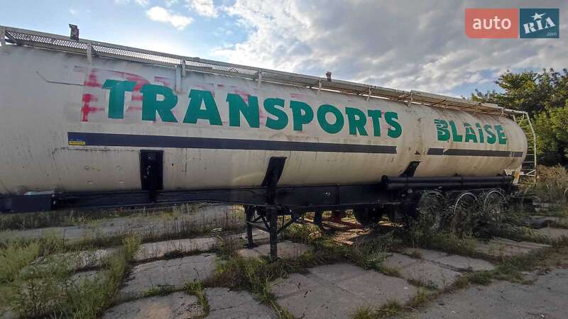 Цистерна полуприцеп Van Hool 3B0061 1995 в 