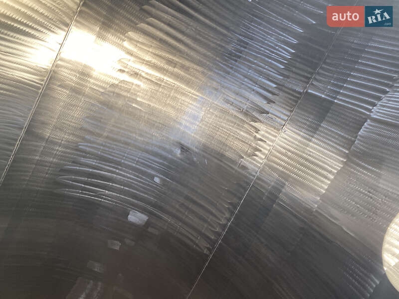 Цистерна напівпричіп Van Hool 3B2013AA 2000 в Кременчуці