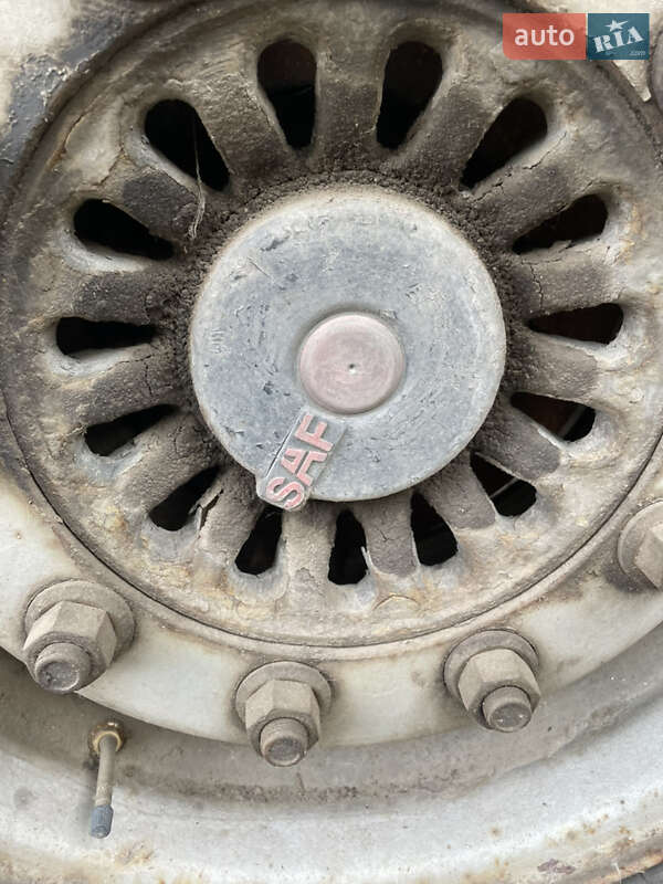 Бортовий напівпричіп Van Hool 3B2017 2002 в Лубнах