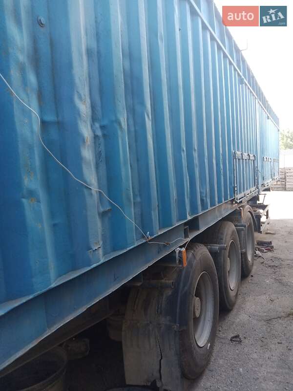 Контейнеровоз полуприцеп Van Hool 3B 1999 в Звенигородке