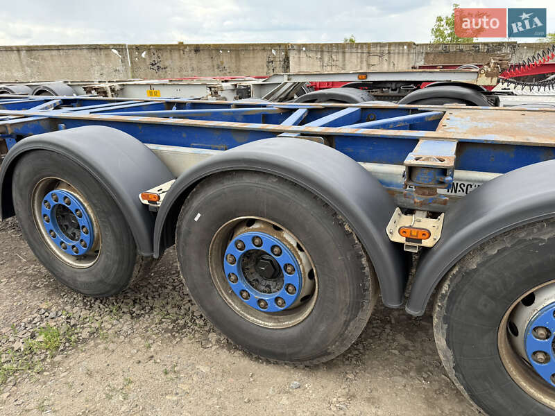 Контейнеровоз Van Hool 3В0070 2005 в Одессе фото 7 Контейнеровоз Van Hool 3В0070 2005 в Одессе