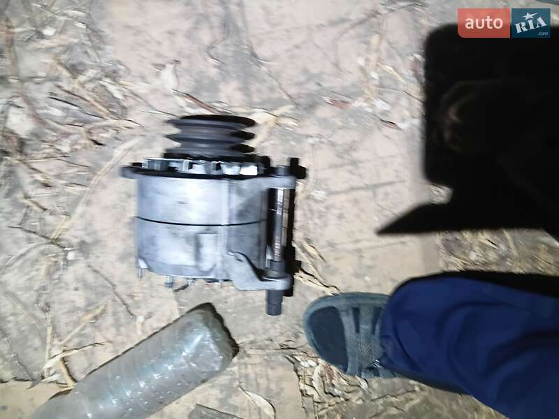 Пригородный автобус Van Hool 813 2000 в Стрые