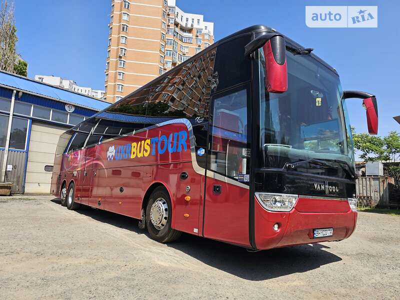 Туристический / Междугородний автобус Van Hool Acron 2013 в 