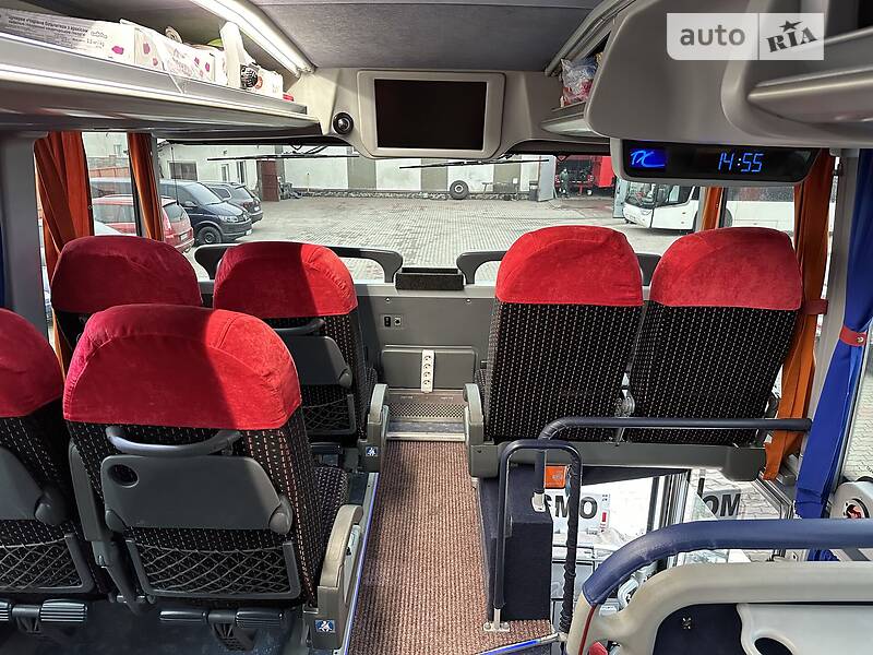 Туристичний / Міжміський автобус Van Hool Altano 2013 в Львові