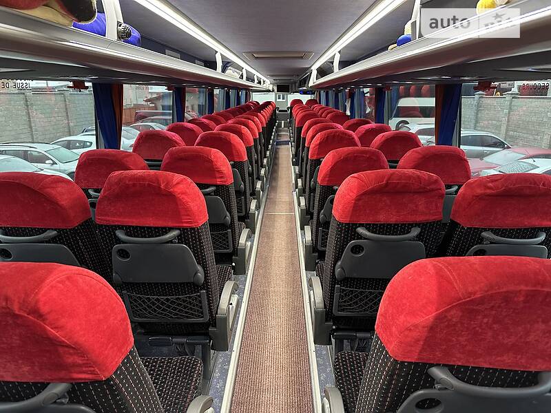 Туристичний / Міжміський автобус Van Hool Altano 2013 в Львові