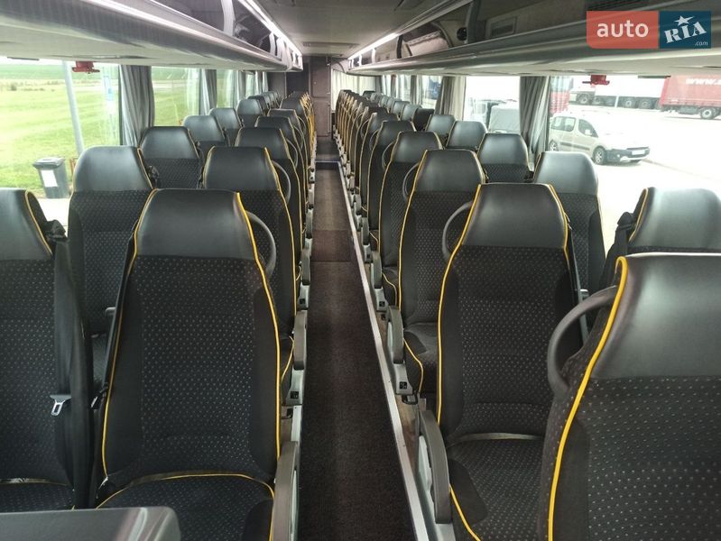 Туристичний / Міжміський автобус Van Hool Altano 2013 в Львові