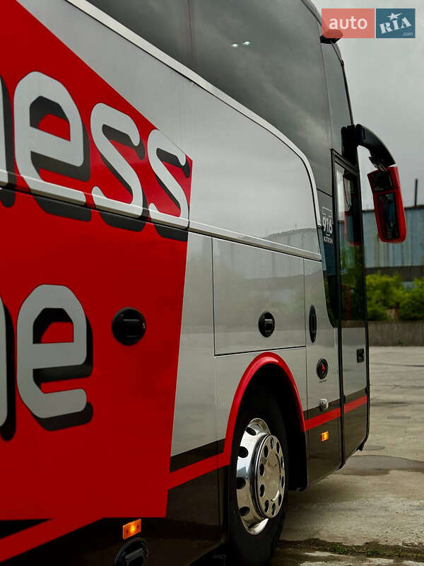 Туристичний / Міжміський автобус Van Hool Astron 2006 в Чернівцях