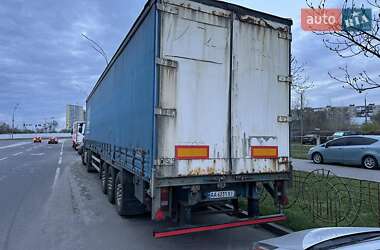 Тентований борт (штора) - напівпричіп Van Hool NV 2004 в 