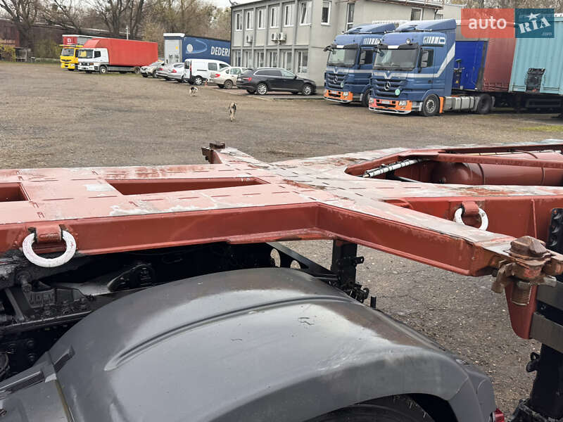 Контейнеровоз напівпричіп Van Hool Tank Container 2003 в Чернівцях фото 8 Контейнеровоз напівпричіп Van Hool Tank Container 2003 в Чернівцях