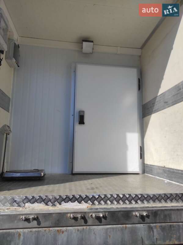 Изотермическая будка ВАРЗ НПВ 2008 в Луцке