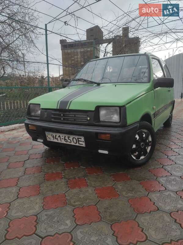 Хэтчбек ВАЗ / Lada 1111 Ока 2001 в Раздельной