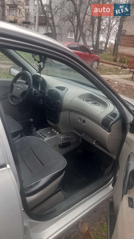 Універсал ВАЗ / Lada 1117 Калина 2008 в Кам'янському фото 9 Універсал ВАЗ / Lada 1117 Калина 2008 в Кам'янському