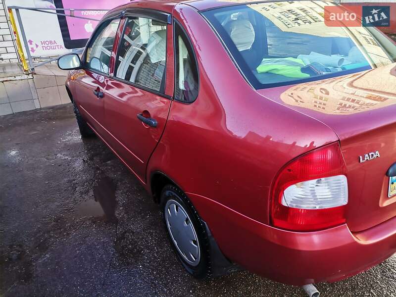 Седан ВАЗ / Lada 1118 Калина 2008 в Житомире