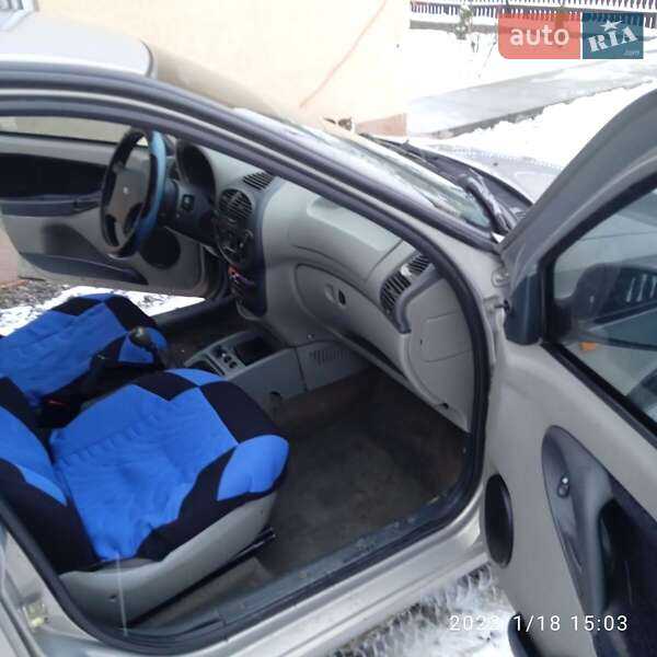 Седан ВАЗ / Lada 1118 Калина 2006 в Иршаве фото 10 Седан ВАЗ / Lada 1118 Калина 2006 в Иршаве