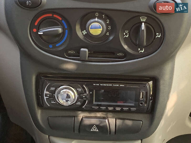 Седан ВАЗ / Lada 1118 Калина 2006 в Носовке